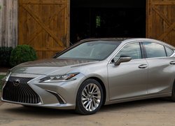 Grafitowy Lexus ES