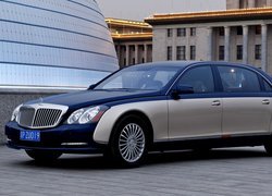 Granatowo-srebrny, Maybach 62