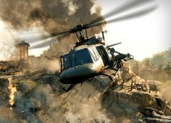 Helikopter nad ruinami w grze Call of Duty Black Ops Cold War
