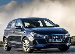 Hyundai i30, 2017, Chmury