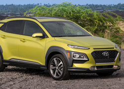 Hyundai Kona bok i przód