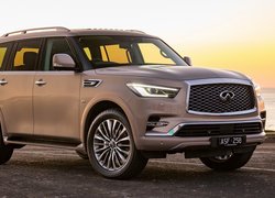 Infiniti QX80 S Premium