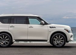 Infiniti QX80