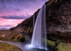 Islandia, Wodospad Seljalandsfoss, Skała, Rzeka, Chmury