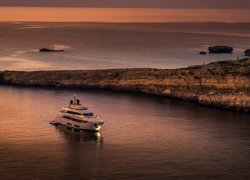 Zatoka, Dwejra Bay, Skały, Morze, Jacht, Wyspa Gozo, Malta