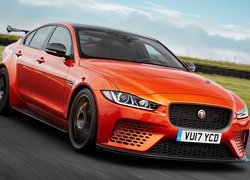 Pomarańczowy, Jaguar XE SV Project 8