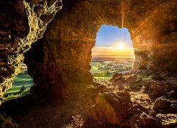 Skały, Promienie słońca, Jaskinia, Caves of Kesh, Hrabstwo Sligo, Irlandia