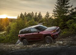 Jeep Grand Cherokee Trailhawk bokiem