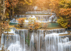 Jesień, Drzewa, Wodospad, Huay Mae Khamin Waterfalls, Park Narodowy Khuean Srinagarindra, Prowincja, Kanchanaburi, Tajlandia