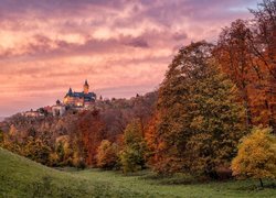 Niemcy, Saksonia, Wernigerode, Zamek Wernigerode, Drzewa, Jesień, Chmury