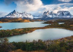 Jeziora i góry Cordillera del Paine