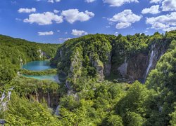 Chorwacja, Wodospady, Jeziora, Drzewa, Skały, Roślinność, Park Narodowy Jezior Plitwickich