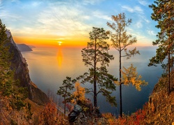 Jezioro Bajkał jesienią
