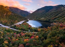 Jesień, Jezioro, Echo Lake, Góry, White Mountains, Lasy, Drzewa, Droga, New Hampshire, Stany Zjednoczone