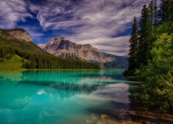 Kanada, Park Narodowy Yoho, Jezioro Emerald Lake, Góry, Lasy