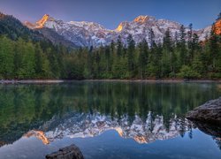 Jezioro Großer Ödsee w austriackich Alpach