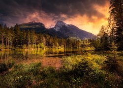 Jezioro Hintersee w górach