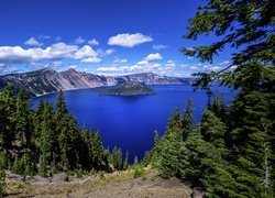 Stany Zjednoczone, Oregon, Park Narodowy Jeziora Kraterowego, Jezioro Kraterowe, Wyspa Czarodzieja, Góry, Drzewa