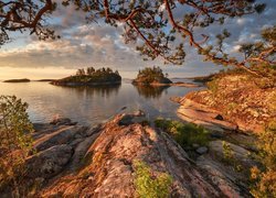 Jezioro Ładoga, Skały, Wysepki, Drzewa, Gałęzie, Karelia, Rosja