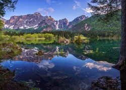 Jezioro Laghi di Fusine w Alpach