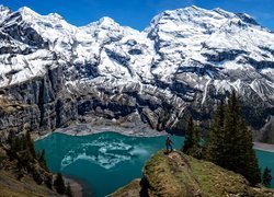 Szwajcaria, Jezioro, Lake Oeschinen, Góry, Alpy Berneńskie, Drzewa, Ośnieżone, Szczyty