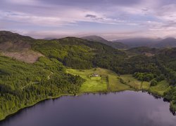 Szkocja, Park Narodowy Loch Lomond and the Trossachs, Jezioro Loch Chon, Dom, Góry, Lasy