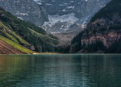 Jezioro Louise Lake w Parku Narodowym Banff