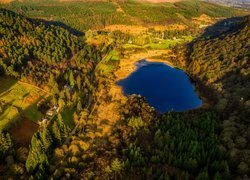 Jezioro Lower Lake w irlandzkim Parku Narodowym Gór Wicklow