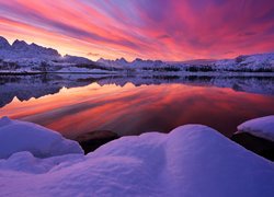 Zachód słońca, Góry, Jezioro, Zima, Lofoty, Harstad, Region Troms, Norwegia