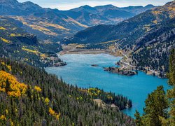 Jezioro San Cristobal Lake w górach San Juan Mountains