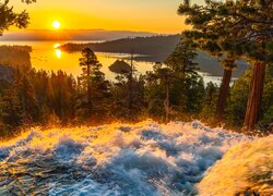 Stany Zjednoczone, Kalifornia, Jezioro, Tahoe Lake, Lato, Wschód słońca, Drzewa, Wodospad, Lower Eagle Falls