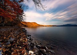 Jesień, Jezioro Towada, Góry Ou, Niebo, Wyspa Honsiu, Japonia