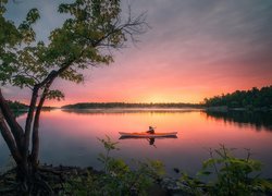 Rzeka, French River, Kajak, Drzewa, Wschód słońca, Ontario, Kanada