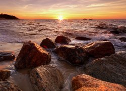 Morze, Fale, Kamienie, Plaża, Breakwater Beach, Zachód słońca, Brewster, Massachusetts, Stany Zjednoczone