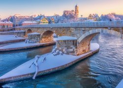 Niemcy, Regensburg, Rzeka, Dunaj, Kamienny, Most, Zima, Śnieg