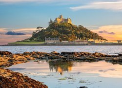 Kaplica św. Michała na wyspie St Michael-s Mount w Anglii