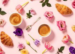 Rogaliki, Croissanty, Kawa, Kwiaty, Róże, Różowe, Tło, Kompozycja