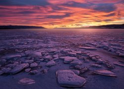 Norwegia, Okręg Buskerud, Jezioro Tyrifjorden, Zachód słońca, Zima, Lód, Zachód słońca