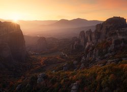 Klasztor na greckich masywach skalnych Meteory