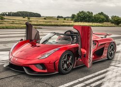 Koenigsegg Regera, Czerwony