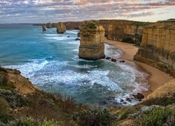 Kolumny wapienne, Dwunastu Apostołów, Klif, Cieśnina Bassa, Park Narodowy Port Campbell, Australia, Morze, Skały, Wybrzeże