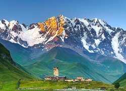 Góry Kaukaz, Szczyt Szchara, Lodowiec, Shkhara Glacier, Kościół, Lamaria church, Ushguli, Megrelia-Górna Swanetia, Gruzja