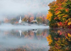 Jesień, Kolorowe, Drzewa, Mgła, Jezioro, Crystal Lake, Kościół, Eaton, Stan New Hampshire, Stany Zjednoczone