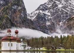 Kościół św. Bartłomieja w niemieckiej miejscowości Schönau am Königssee