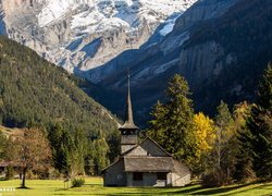 Góry, Alpy, Wzgórze, Drzewa, Kościół, Kandersteg, Kanton Berno, Szwajcaria