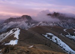 Krajobraz gór Kaukazu