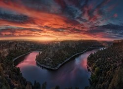 Rzeka, Góry, Drzewa, Zachód słońca