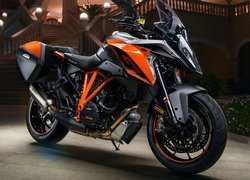 Motocykl, KTM 1290 Super Duke GT