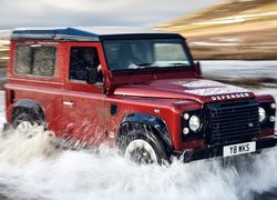 Land Rover Defender Works V8, 2018, Rozbryzgująca, Woda