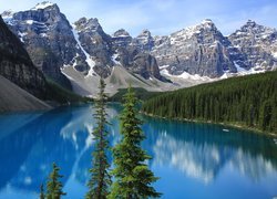 Góry, Jezioro, Moraine Lake, Drzewa, Park Narodowy Banff, Kanada
